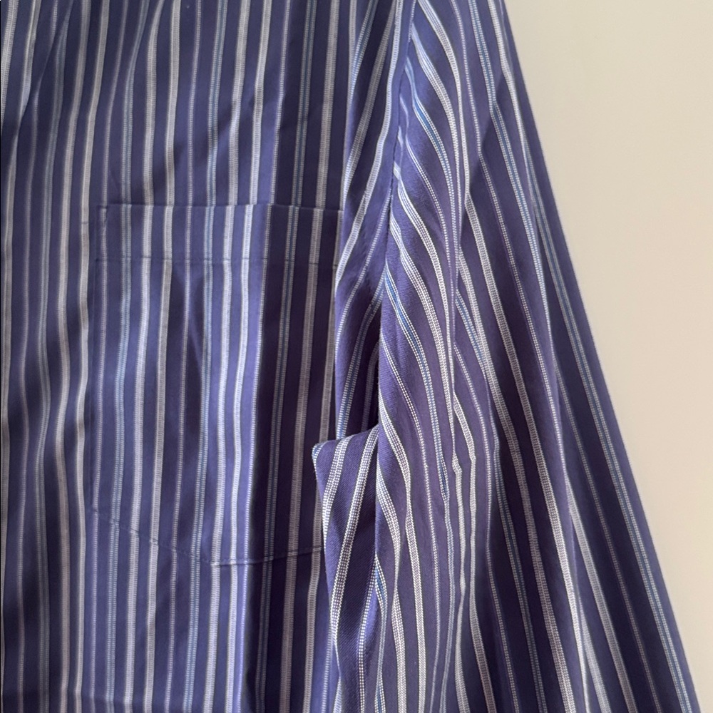 Kenneth Cole Navy Striped Shirt Size M  Neck 15 -15.5 Long Sleeve 32/33 Non iron - Picture 8 of 16